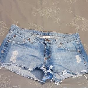 SMARQUE BEAUTIFUL SHORT SIZE 7 WOMENS